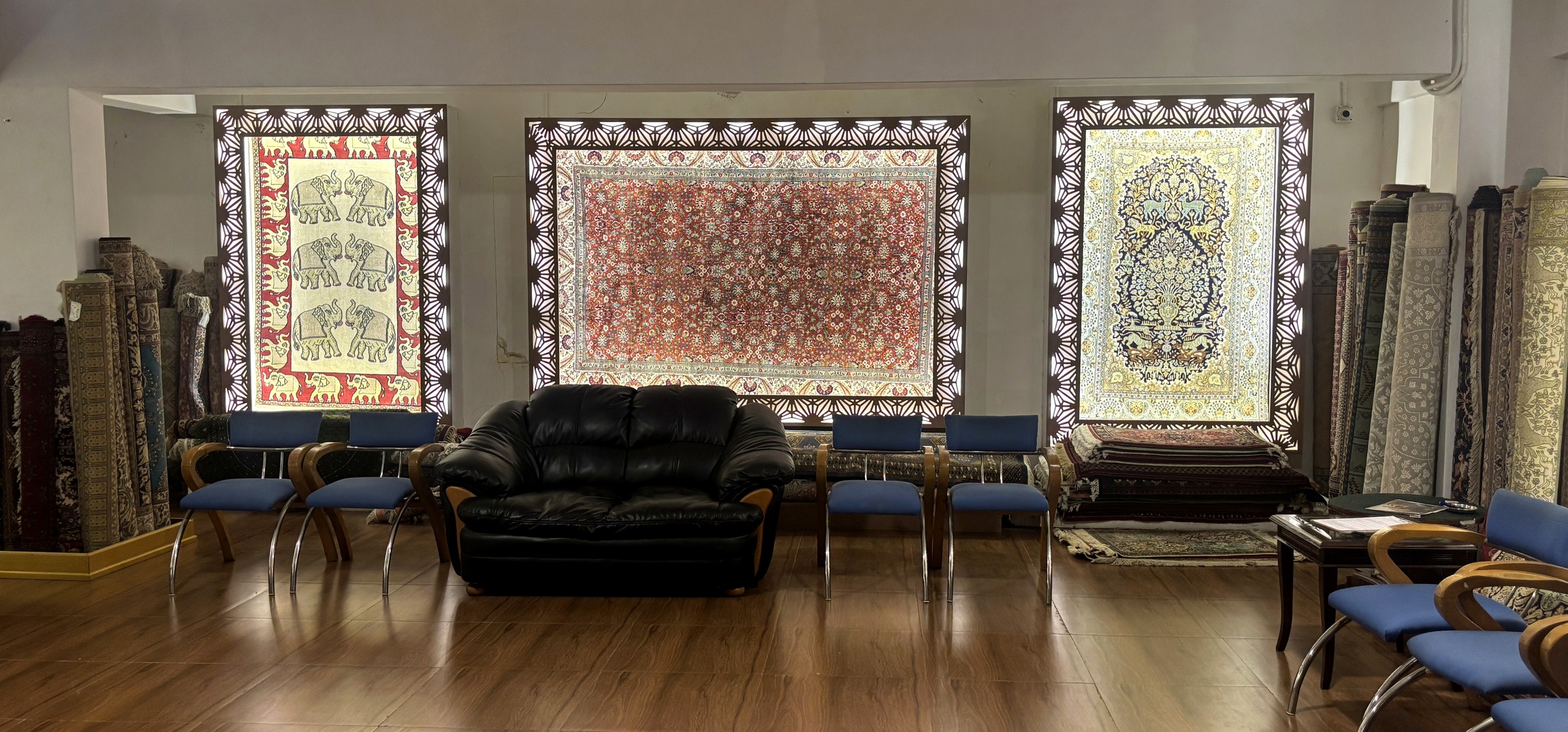 Handmade Kashmir carpets and heritage decor at CIE Bengaluru